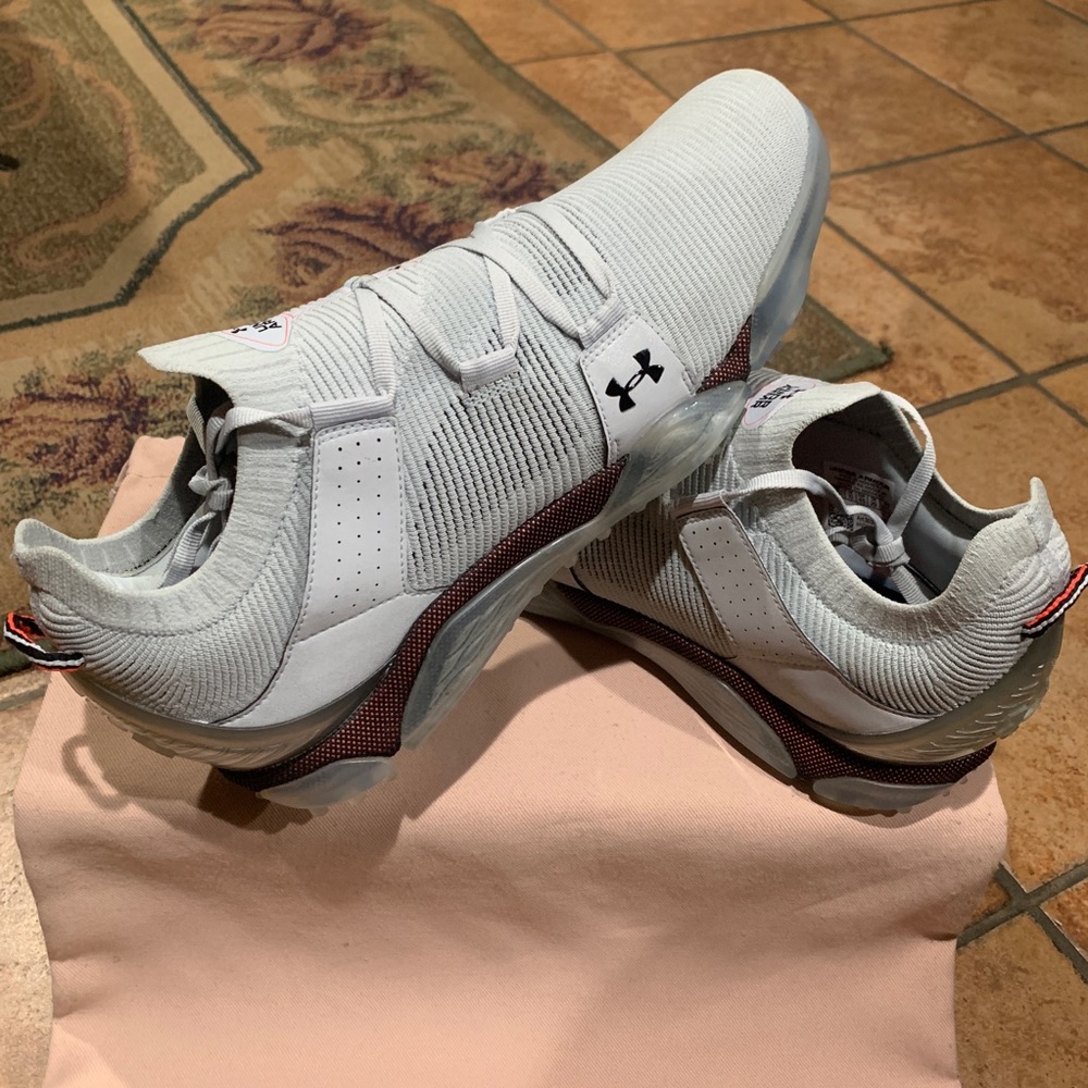 Under Armour HOVR Tour SL E Premium Golf Shoes